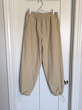 Outdoor Voices Men's RecTrek Tapered Drawstring Pants- Hiking Toggle Bottom sz M